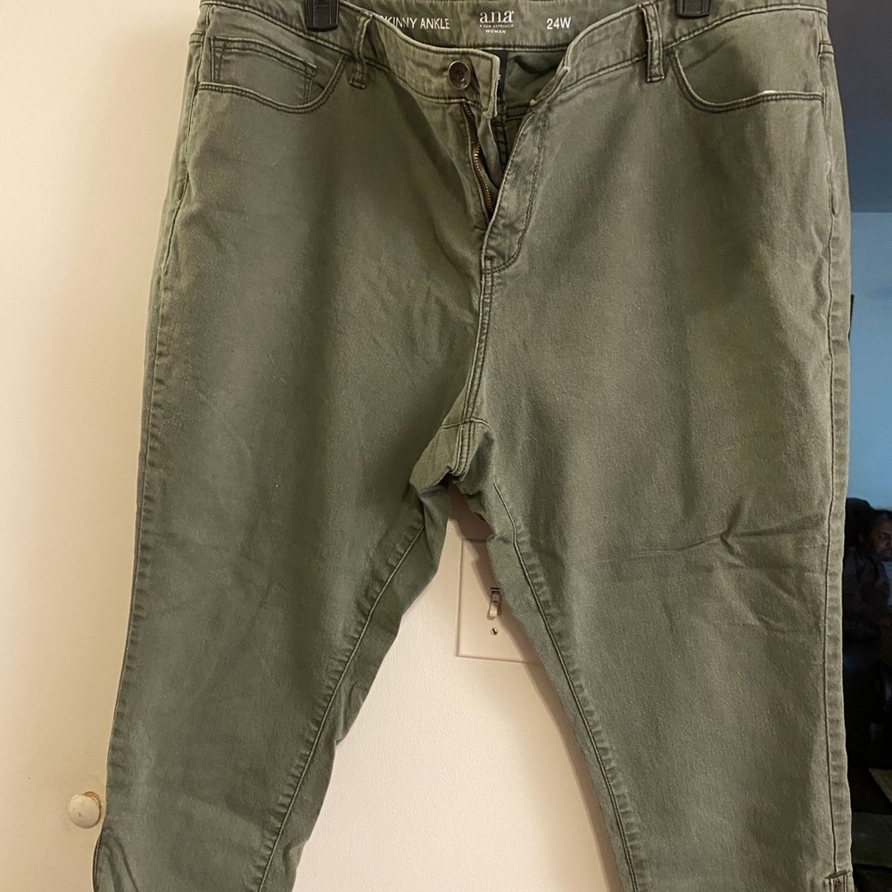 Skinny ankle pants